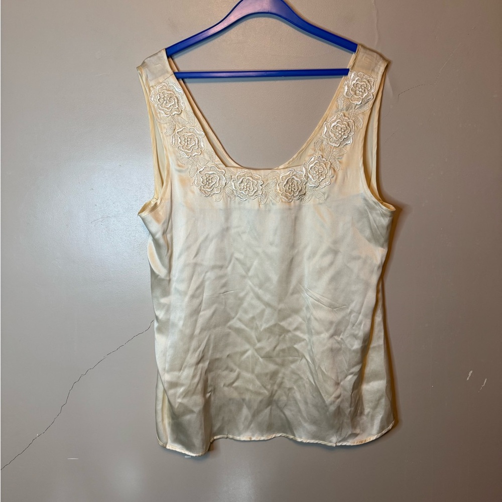 Vintage Saks Fifth 100% Silk Cream Tank Top Floral Embroidered Trim Womens XL